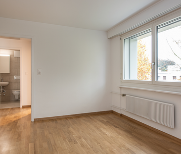 MODERNE UND HELLE WOHNUNG ZU VERMIETEN - Photo 1