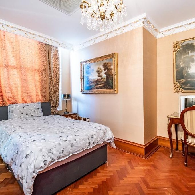 5 bedroom flat to rent - Photo 1