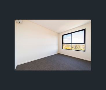 Stunning Fully Furnished Apartment With Terrific Outlook - Photo 2