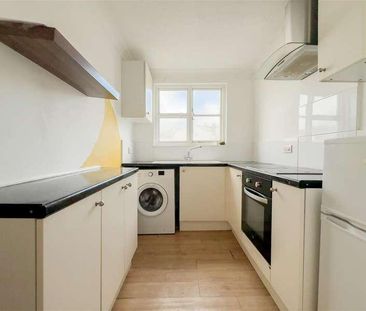 Marina, St. Leonards, TN38 - Photo 2