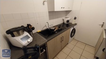 Location Appartement 2 pièces 46m² HENIN BEAUMONT 62110 - Photo 4