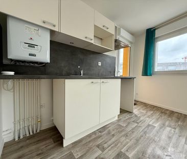 Location Appartement 2 pièces 37m² NANTES 44300 - Photo 2