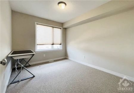 For Lease - 520 EARNSCLIFFE Grove, Blossom Park - Airport and Area, Ontario - Photo 5