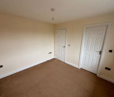 4 bedroom detached house to rent - Photo 6
