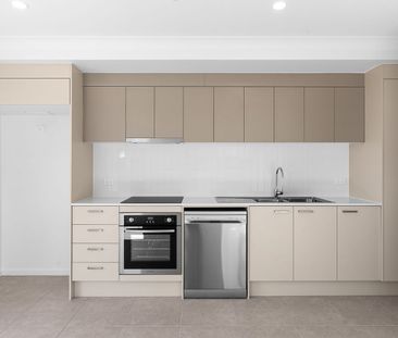 Modern Comfort Meets Contemporary Style – Stunning 3-Bedroom Home i... - Photo 5