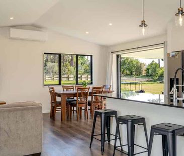 Modern and secure Living - Photo 4