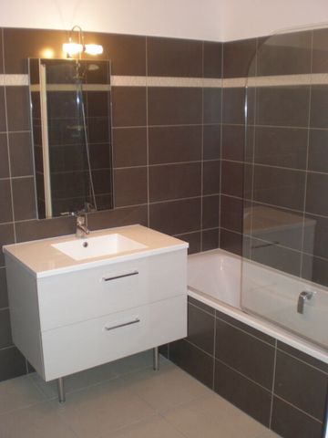 Location appartement 3 pièces, 70.06m², Bry-sur-Marne - Photo 4