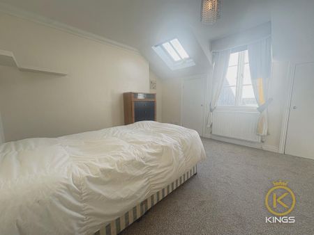 2 bedroom flat to rent - Photo 5