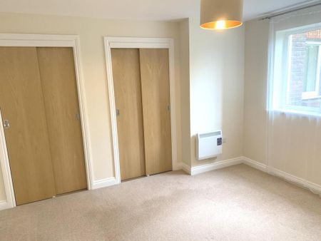 2 bedroom flat to rent - Photo 4