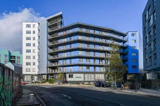 Wick Lane, Bow, E3 - Photo 1