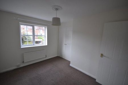 2 bedroom semi-detached house to rent - Photo 4