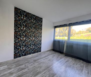 Location Appartement 4 pièces 75m² - Photo 2