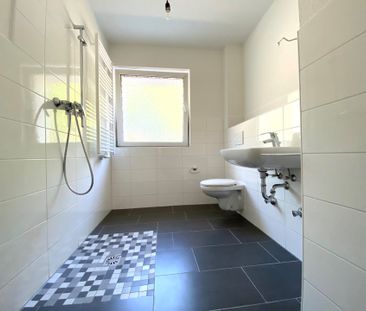 Frisch renovierte 2,5-Zimmer Wohnung im Erdgeschoss mit Dusche - Foto 1