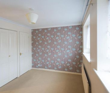 2 bedroom semi-detached house to rent - Photo 2