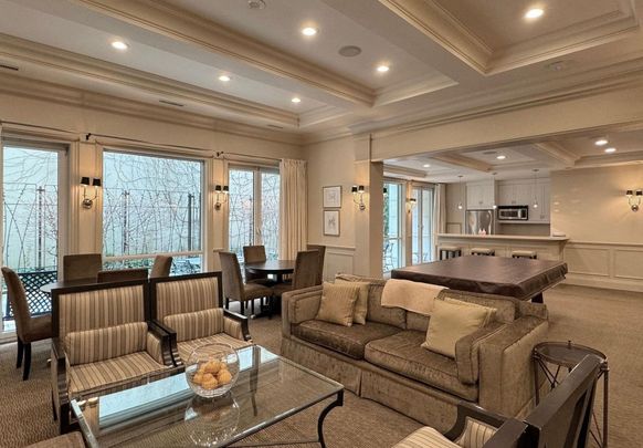 For Lease - 25 Scrivener Square Unit# 411, Toronto, Ontario - Photo 1