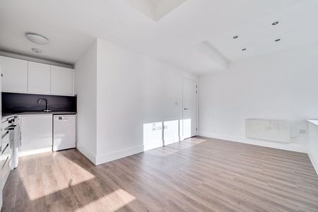 Catteshall Lane, Godalming - 1 bedroomProperty for lettings - Seymours - Photo 5