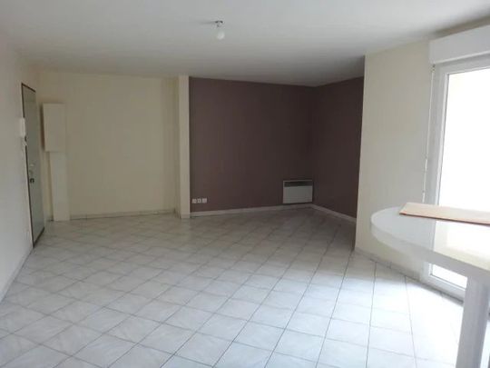 Location Appartement 2 pièces 50m² TOURNAN EN BRIE 77220 - Photo 1