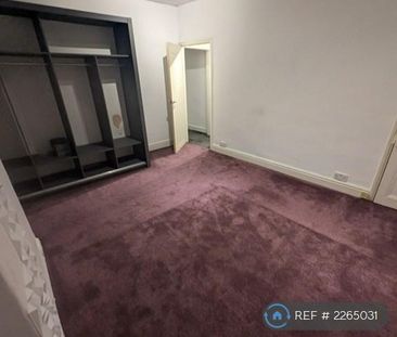 2 bedroom end of terrace house to rent - Photo 4