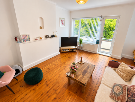 2 bedroom maisonette to rent - Photo 2
