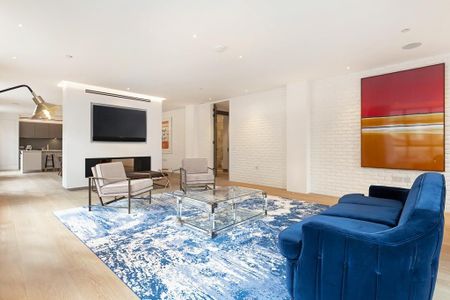 3 bedroom flat to rent - Photo 3