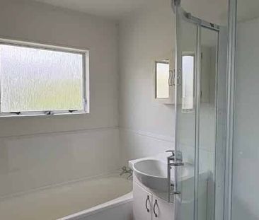 3-Bedroom Family Home in Onerahi - Photo 5