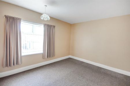 2 bedroom semi-detached house to rent - Photo 2