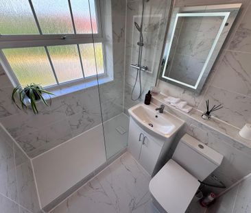 2 bedroom maisonette to rent - Photo 2