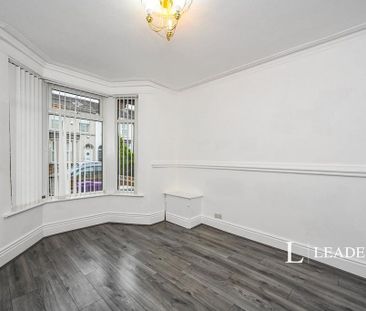 3 bedroom terraced house to rent - Photo 4