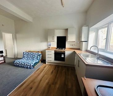 Pembroke Dock, Pembroke Dock, SA72 - Photo 2