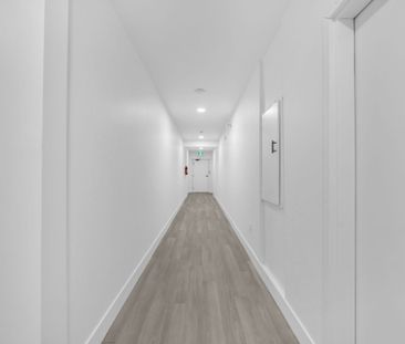 For Lease - 1804 Drouillard Road Unit# 102, Windsor, Ontario - Photo 5