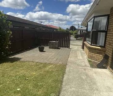 Brick and Tile Townhouse - Photo 2