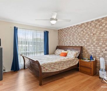 TWO BEDROOMS TOWNHOUSE WITH VINLY FLOOR AND AIR CONDITION - Photo 1