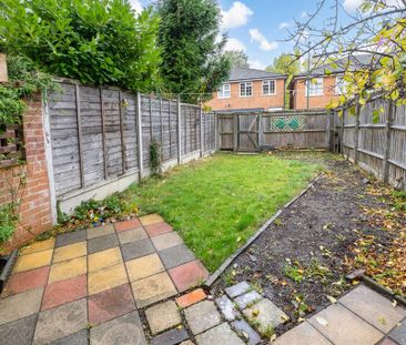 3 bedroom terraced house to rent - Photo 1