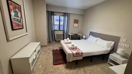 Calle Baldoví, Valencia, Valencian Community 46002 - Photo 4