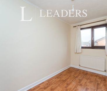 2 bedroom house to rent Blackthorn Walk, PO7 - Photo 3