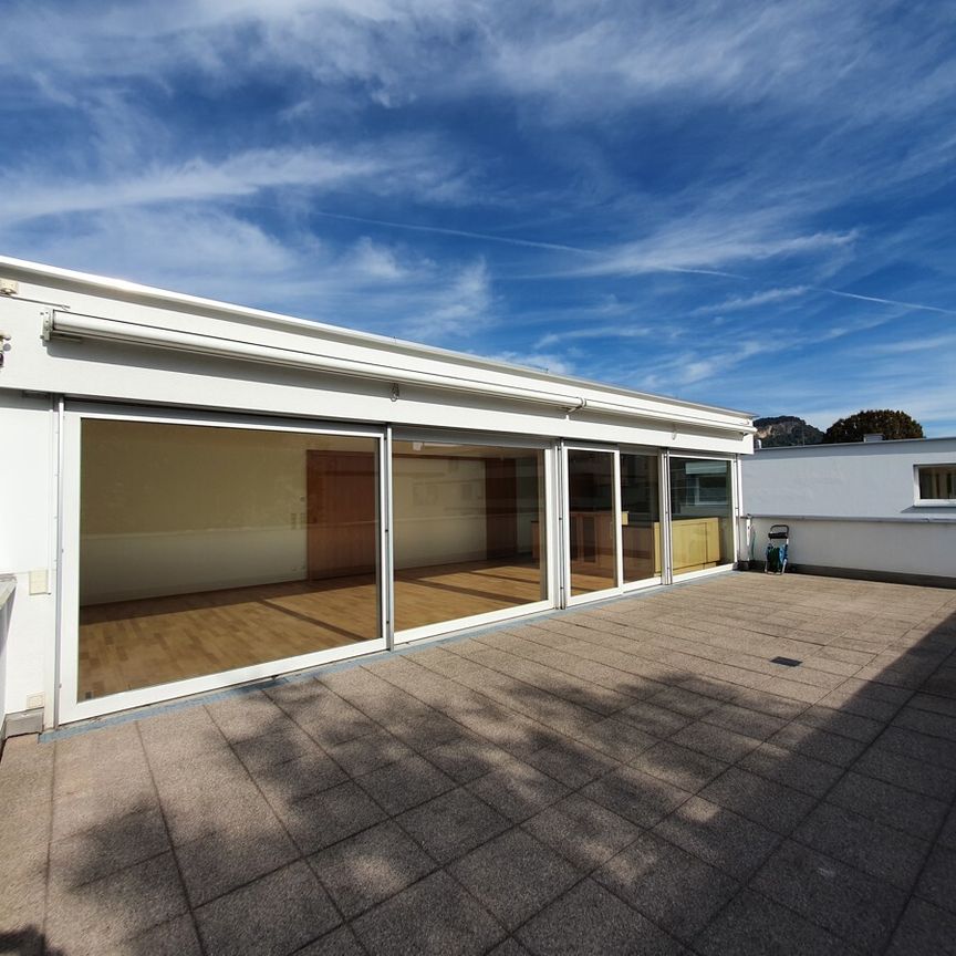 Traumhafte, helle 4-Zimmer-Penthouse-Wohnung in schöner Lage in Lauterach - Photo 1