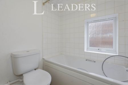 2 bedroom house to rent Victoria Street, ST5 - Photo 2