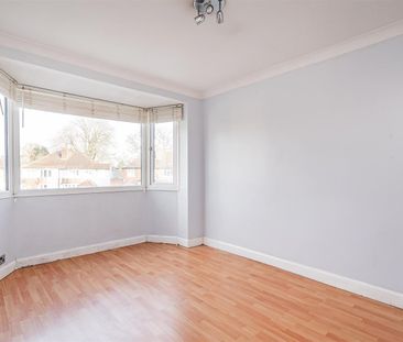 3 bed semi-detached house to rent in Stroud Road, Shirley, Solihull - Photo 4