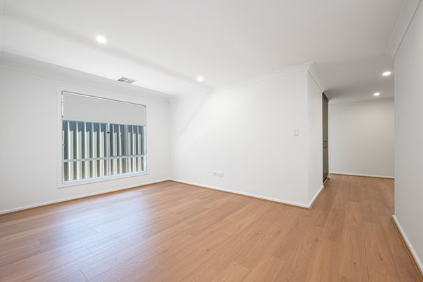 18 Oceanic Crescent, Waitpinga SA 5211 - House For Rent | Domain - Photo 1