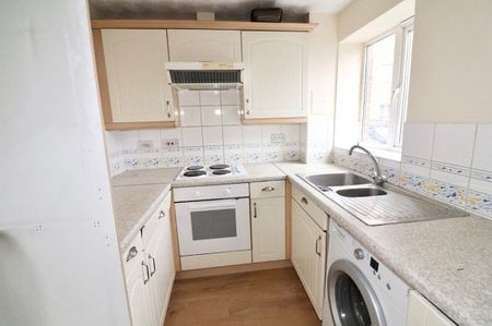 St. Leonards Close, Grays, Property for rent - Photo 5