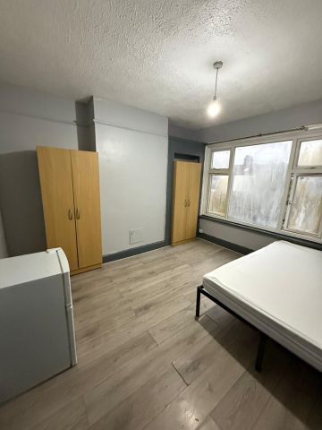 Room in a Shared House, Gloucester Road, N17 - Photo 2