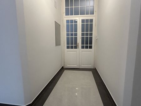 Altbau trifft Moderne! Großzügige 3 - Zimmerwohnung Toplage! - Photo 2