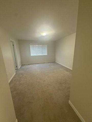 For Lease - 327 Remembrance Road, Brampton, Ontario - Photo 2