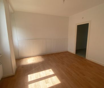 Location Appartement 2 pièces 53m² LE CREUSOT 71200 - Photo 1