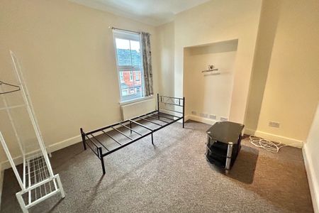 Belton Street - Photo 2