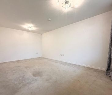 4 bedroom detached house to rent - Photo 1