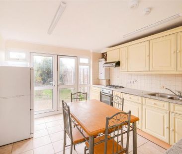 3 bedroom house to rent - Photo 1