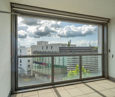 Moderne 2.5-Zimmer-Wohnung mit Loggia im Herzen von Wil - Photo 2