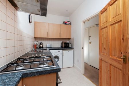 1 bedroom flat to rent - Photo 5