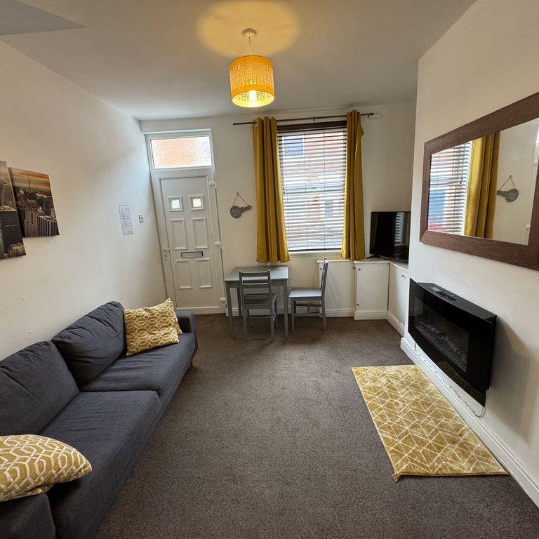 Carnot Street, Leeman Road - P10722 - Photo 1